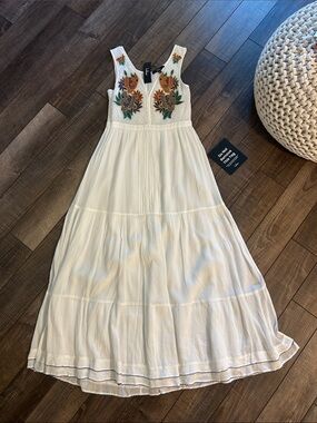 Lulus White Maxi Dress
